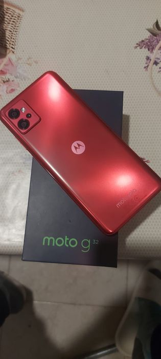 Vând sau schimb  Motorola G32
