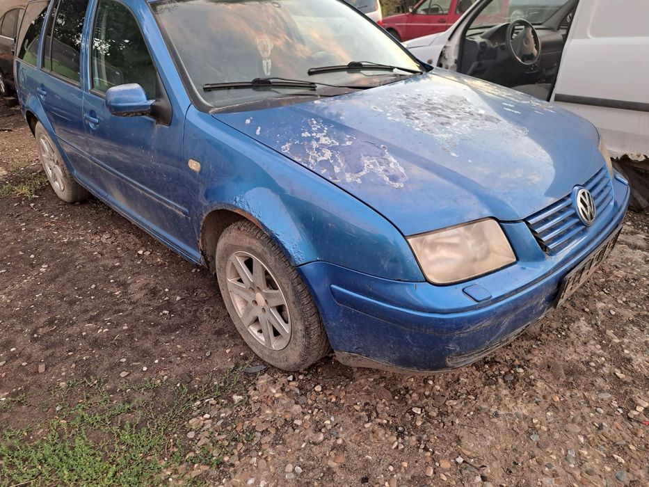 Vw bora Bara fata capota faruri trager vw bora