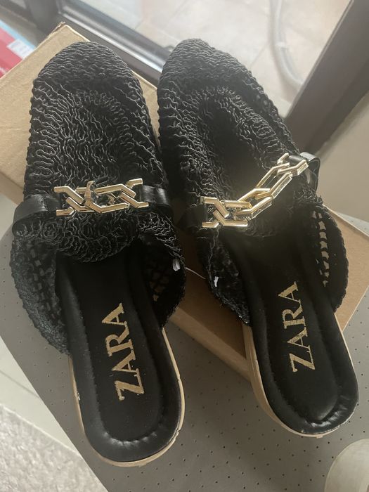 Дамски плетени чехли