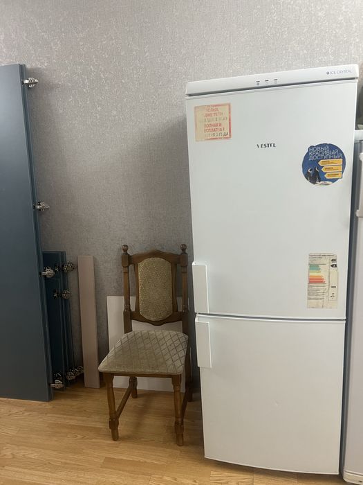 Холодильник б/у