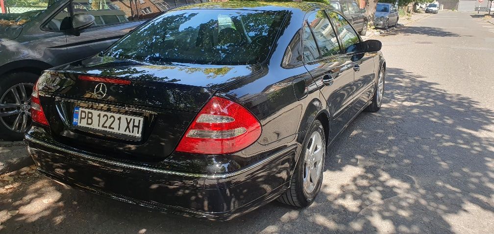 Mercedes E220  2003год
  Thank you for accepting me to your list of fr