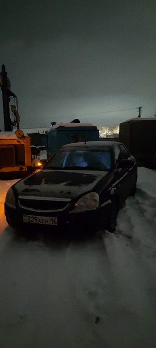 Продам Приору срочно