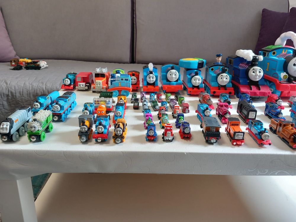 Trenulete Thomas din Lemn si Metal si Plastic. Percy. Thomas. Gordon.