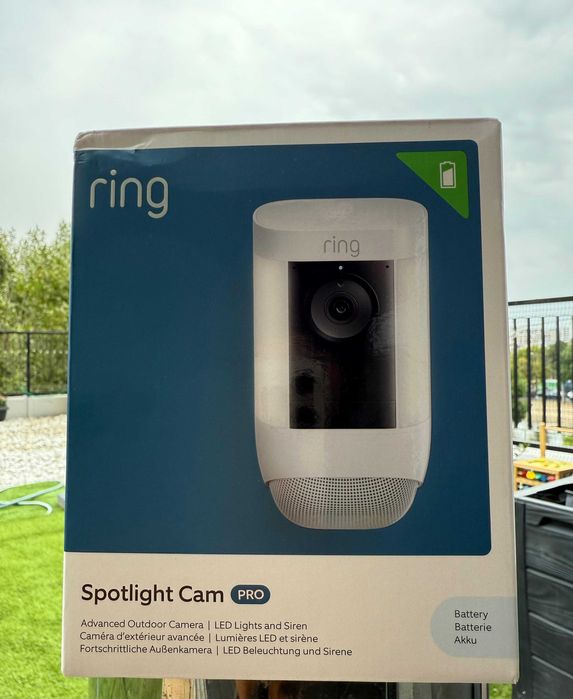 Nou Ring Spotlight Cam Pro  sigilat Factura