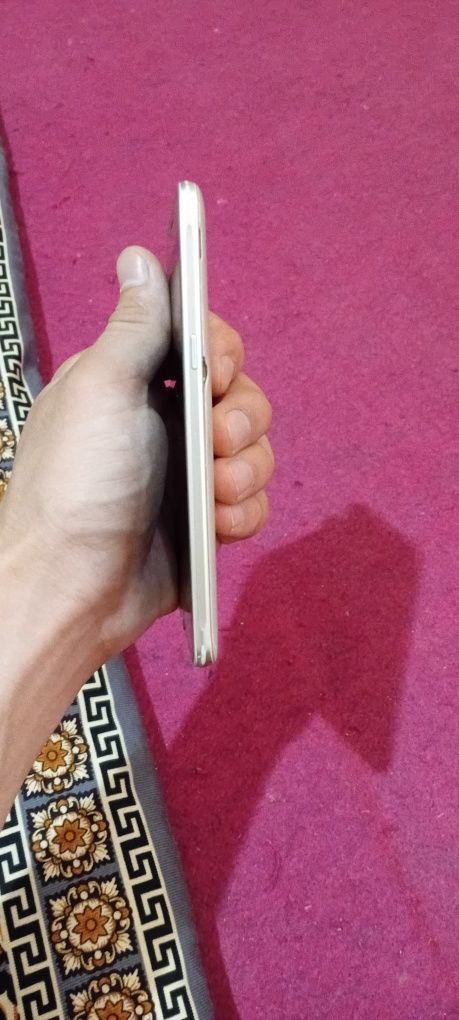 Samsung J5 ishlatilgan
