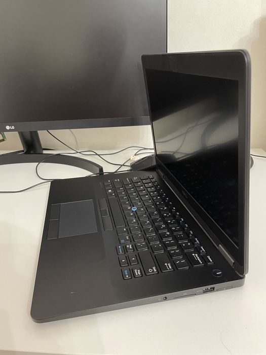 Ноутбук Dell latitude E7470