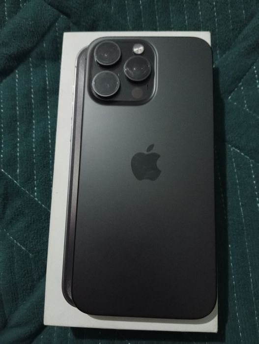 I phone 15 pro max 256 Gb