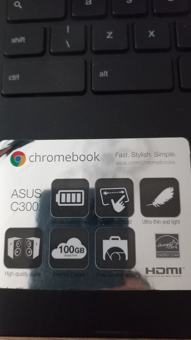 Laptop Asus C300
