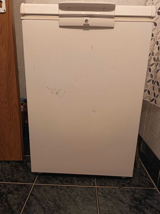 Lada frigorifica WHIRPOOL WH1410 A+E