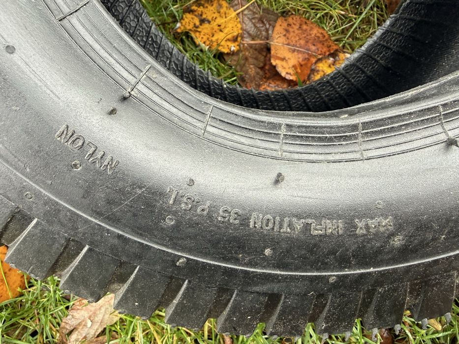 2 броя Гуми 18x8.50-8 за Трактор, косачка за трева голф количка