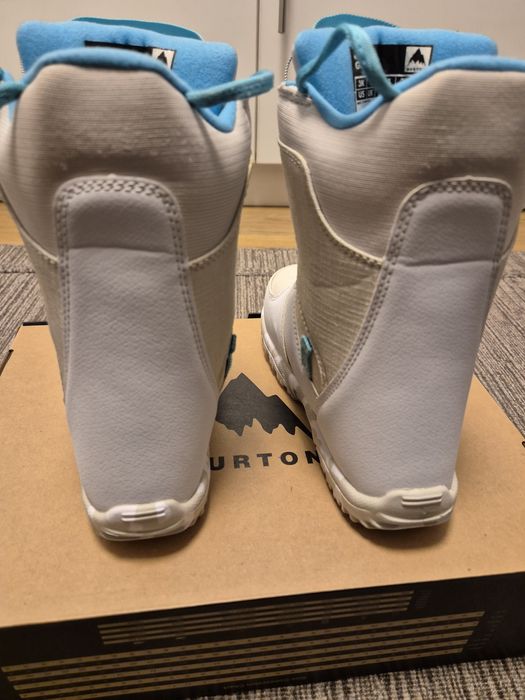 Boots snowboard copii Burton