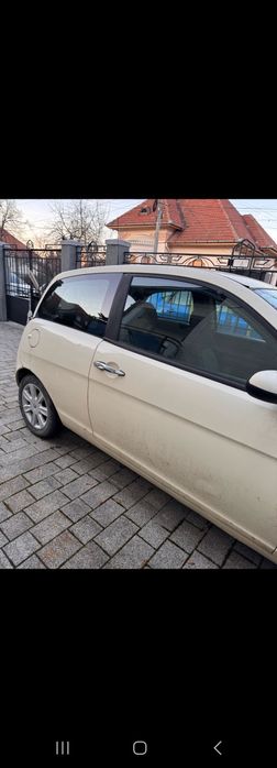Lancia ypsilon 2004, 16 v