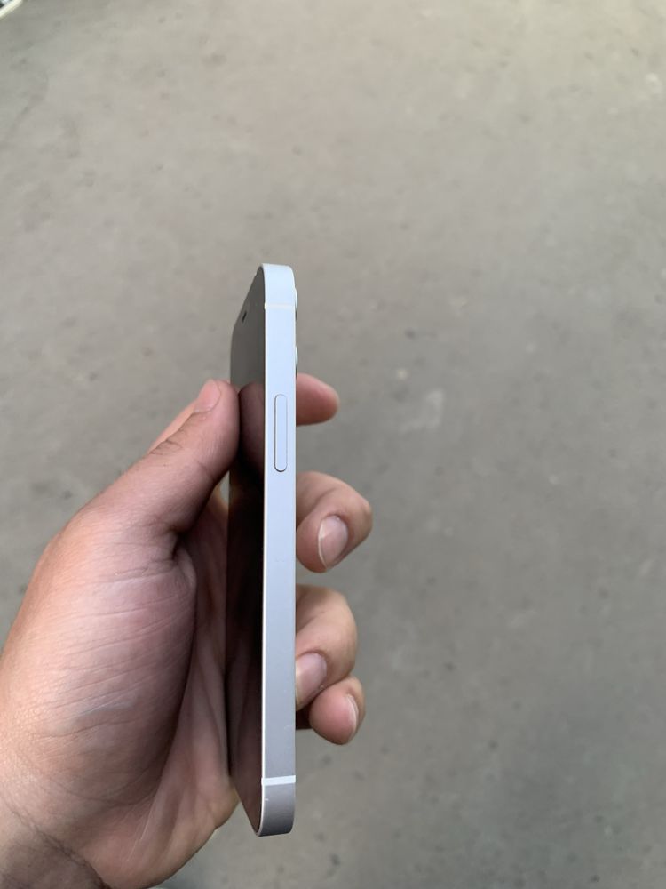 Iphone 12 mini  srocni