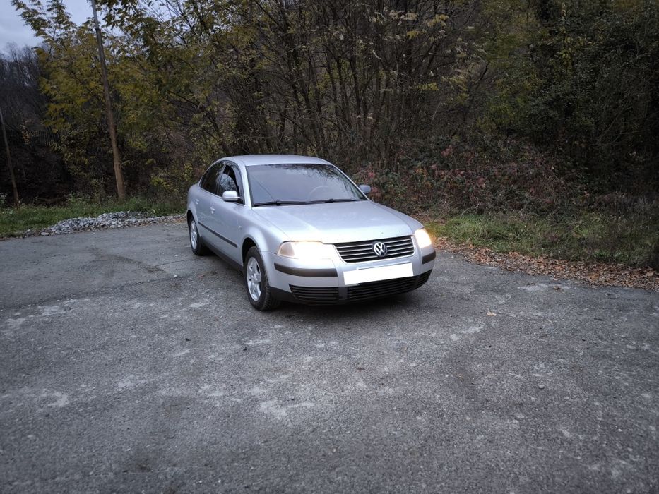 VW Passat 1.6 Benzina 2003