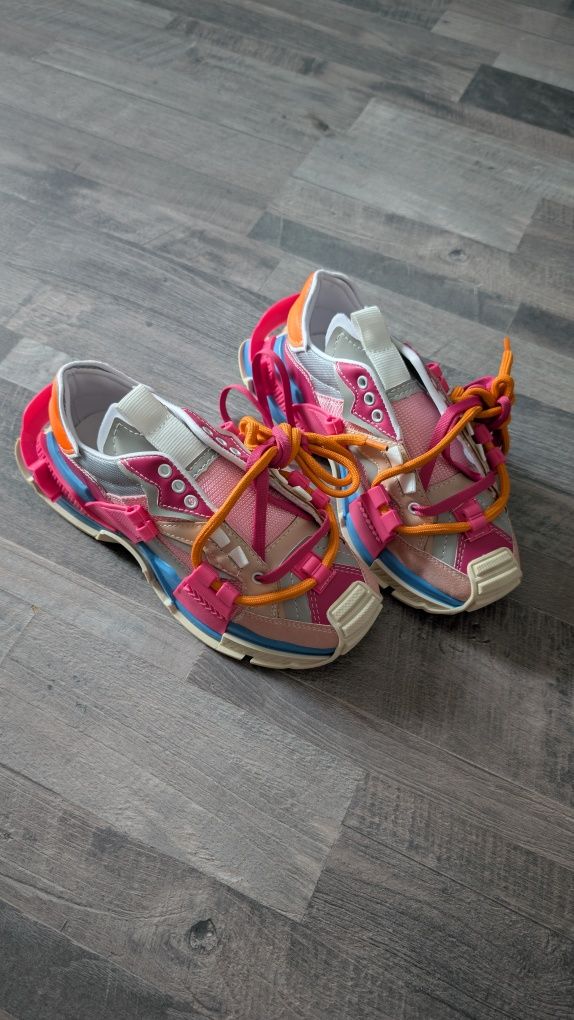 Pantofi sport nr37
