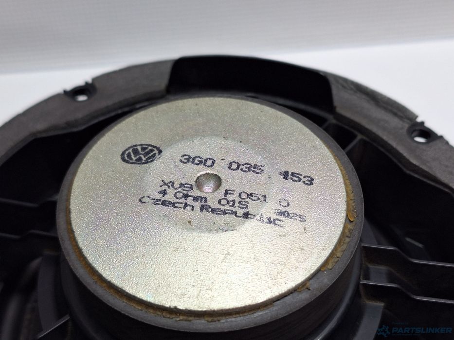 Boxa usa spate VOLKSWAGEN PASSAT Variant (3G5) [ 2014 - > ] TDI (CRLB,