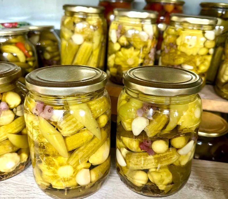 Продам огурцы маринованные