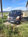Vând renault trafic