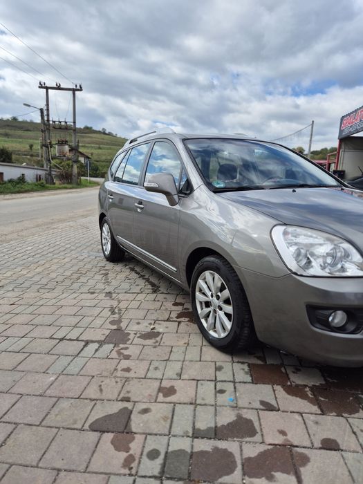 Vand Kia carens 1.6
