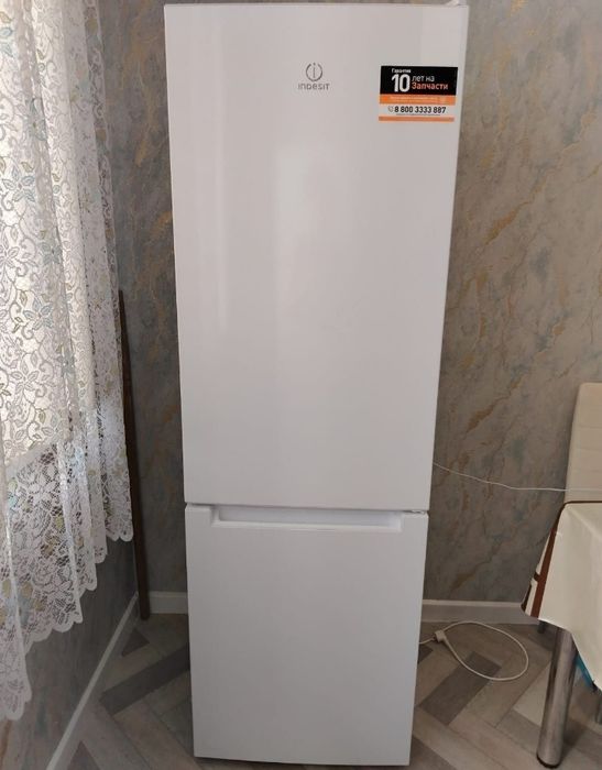 Отдам холодильник