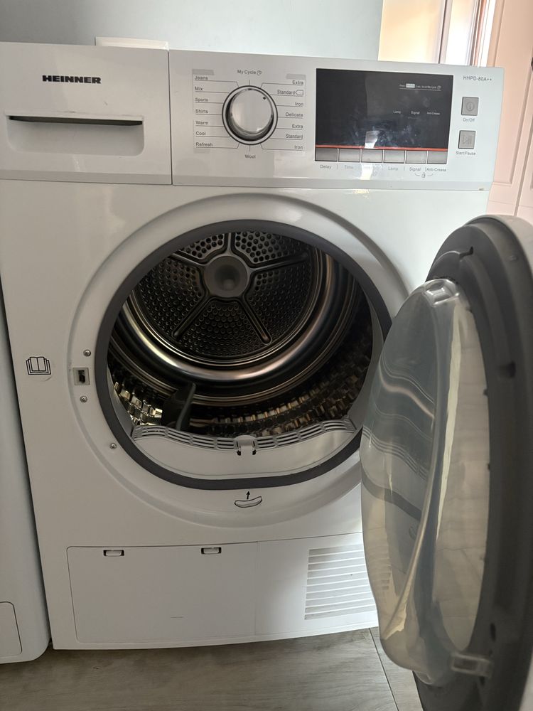 Uscător de rufe Heinner, A++, pompă de căldură, capacitate 8 Kg