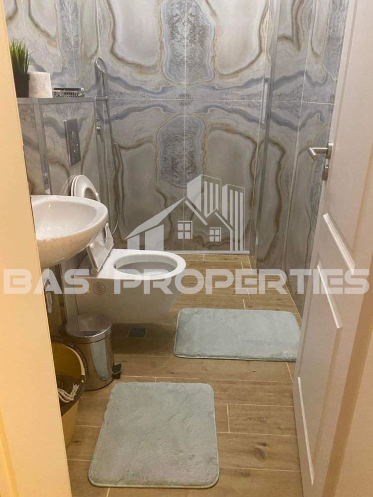 Дава се под наем Двустаен апартамент в София, Център - 55 кв.м за 840 € - Снимка #8
