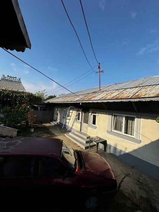 Casă si teren 1114 mp de vânzare în Produlești, Dâmbovița