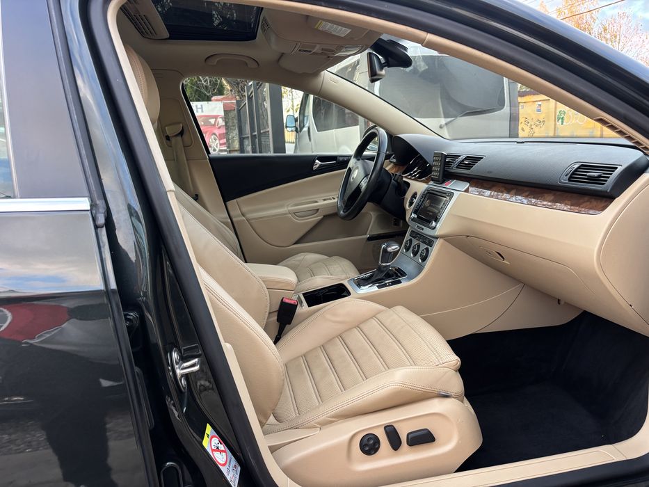 Passat 2.0TDI BMP 2008-11 navi padele RATE dynaudio trapa piele crem