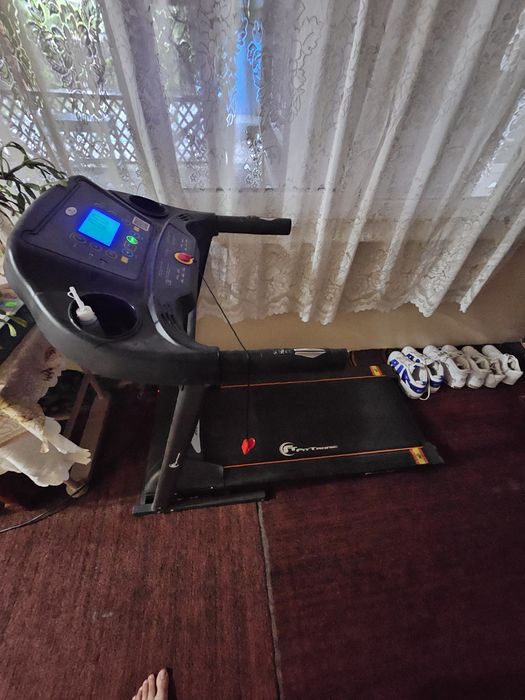 Banda de alergat Fittronic D30 pliabila

Viteza maxima: 10Km/h
Greutat