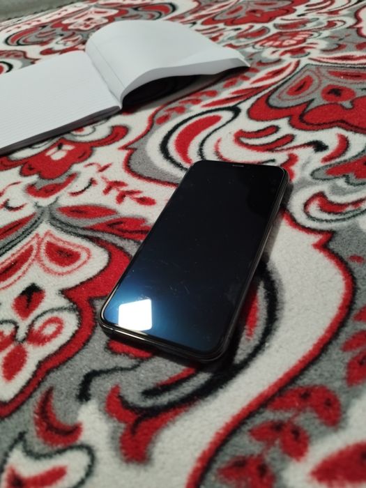 Vând iPhone 11 pro