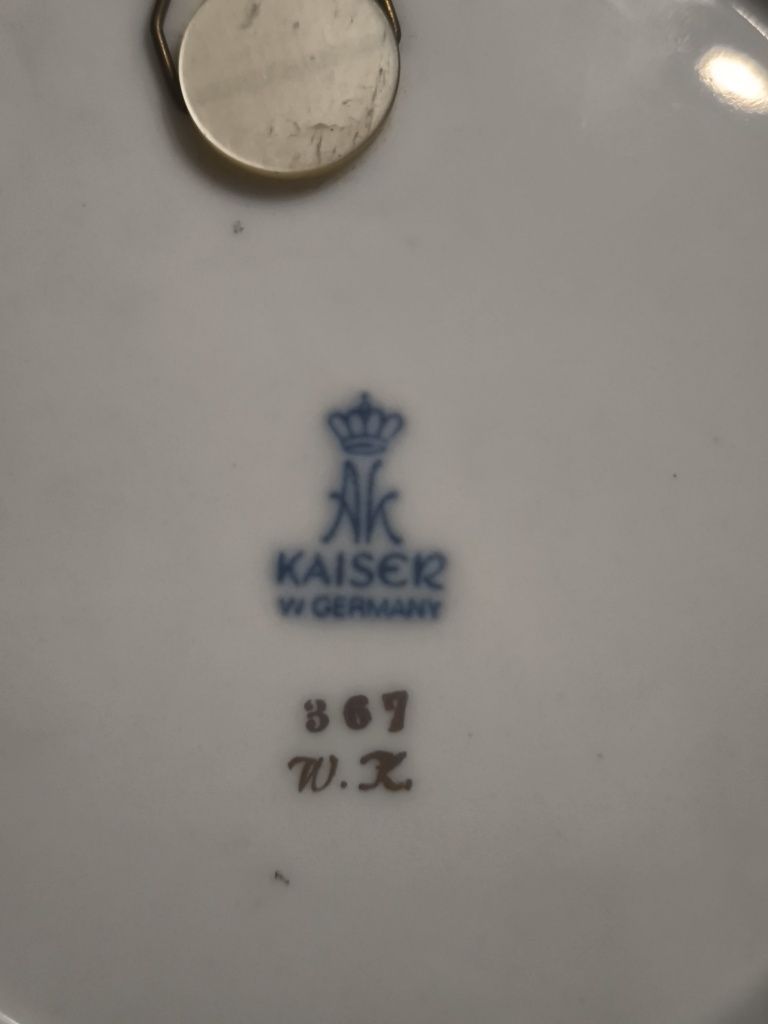 Чинии за стена Kaiser