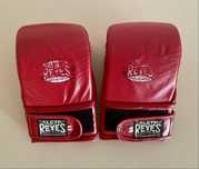 Професионални къси ръкавици Cleto Reyes