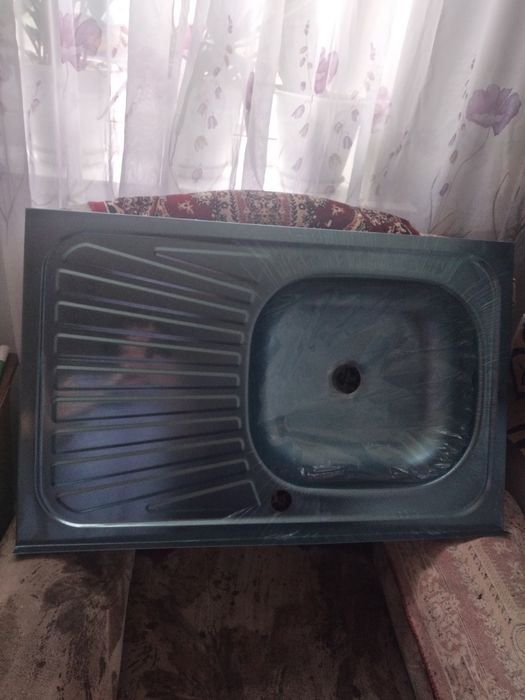 Продам раковину новую