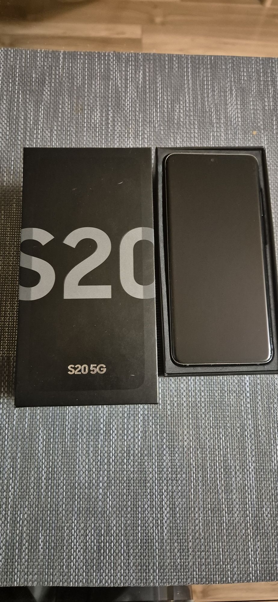 Samsung S20 5G 128GB 12GB RAM