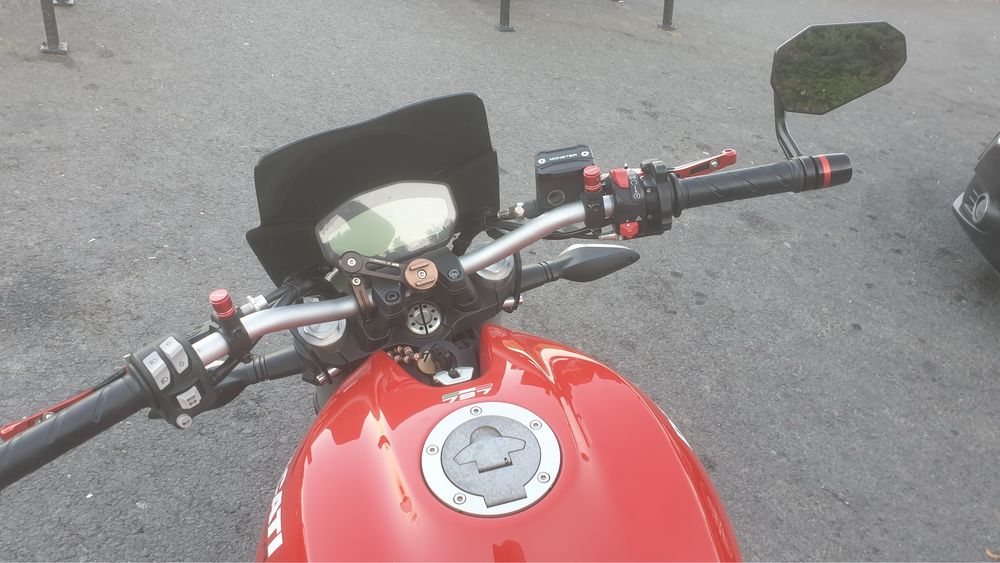 Ducati monster 797 in stare perfecta