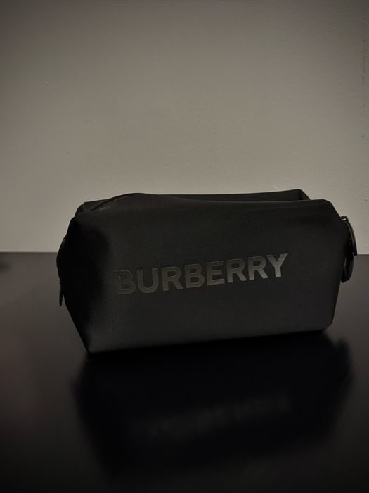 Portfard / geantă cosmetice BURBERRY originală – ediție limitată