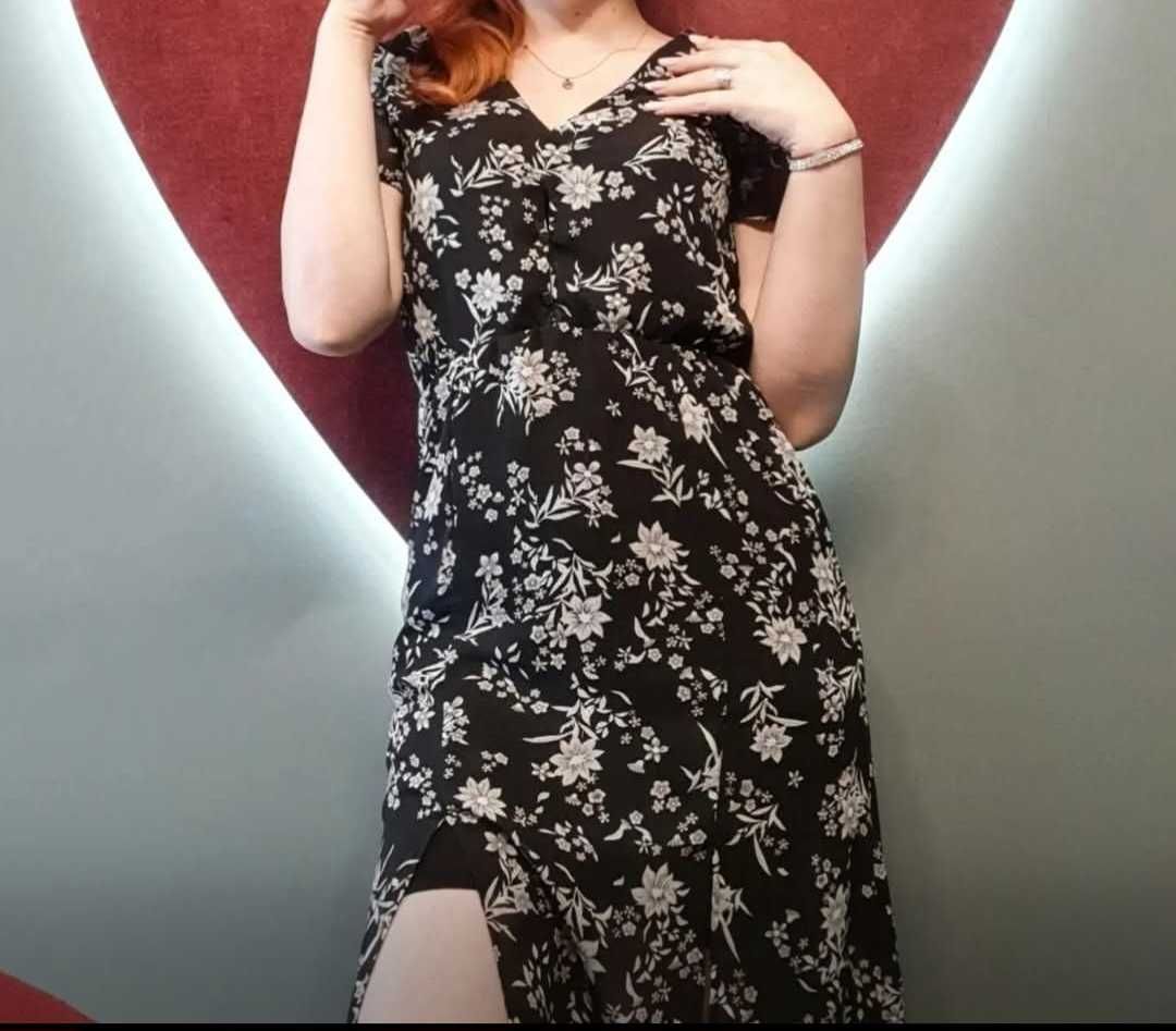 Rochie de vara cu model floral
