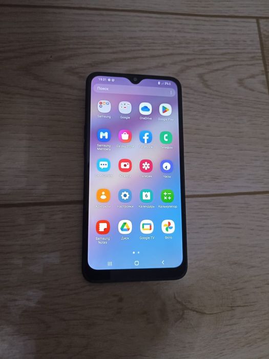Продам Samsung a10s