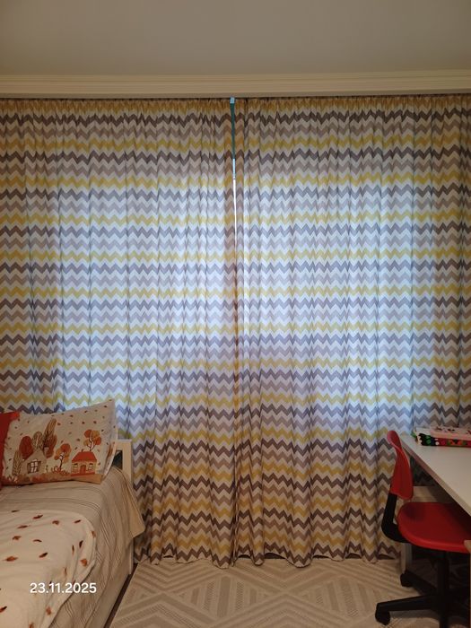 Продам шторы в отличном состоянии