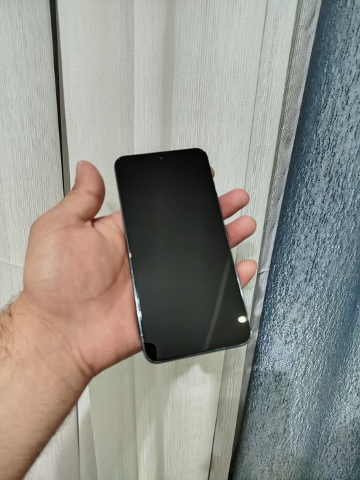 Samsung22 qora 256 ,Б/У