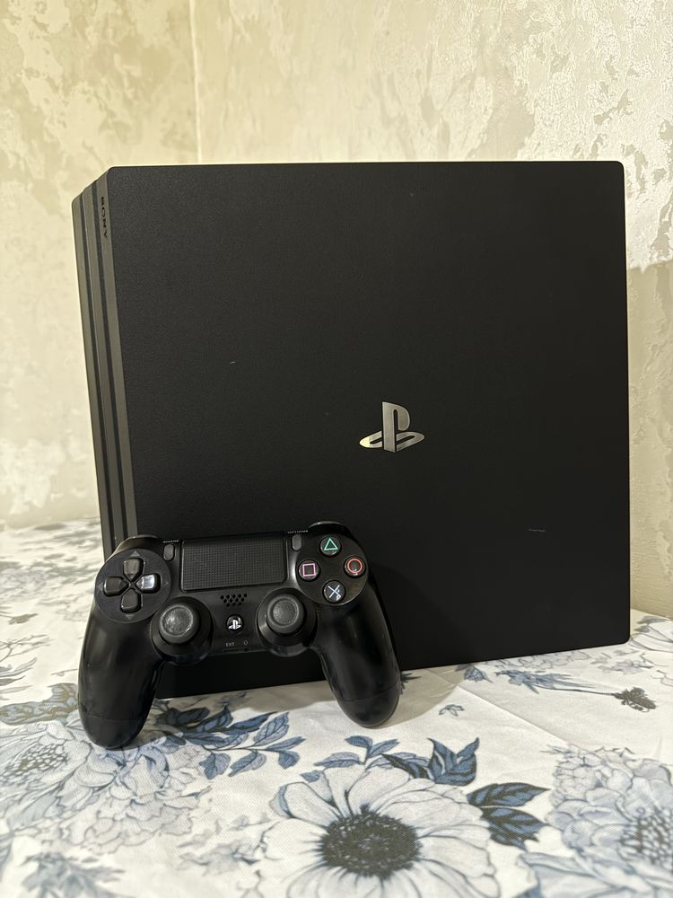 Продается Playstation4 pro 1 tb с двумя джойстиками