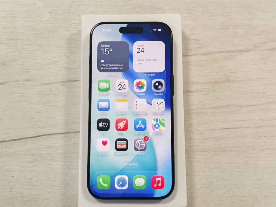 Като нов iPhone 16 Pro 128 GB Black 22м гаранция