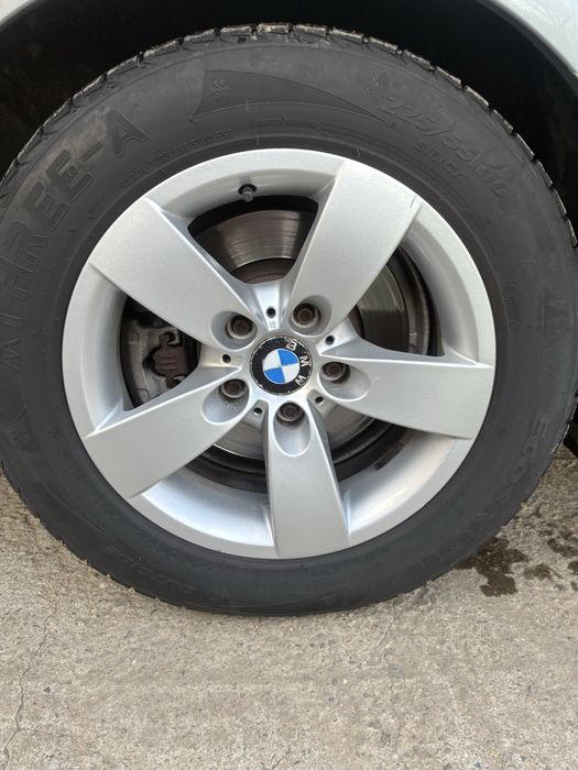 Jante BMW cu anvelope iarna 225/55 r16