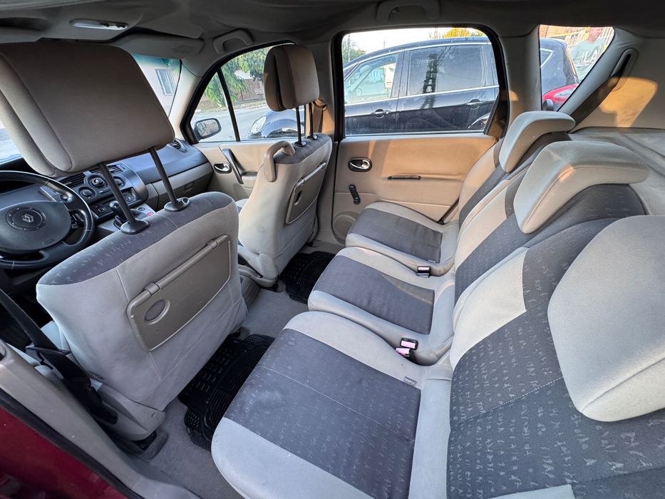 Vand renault scenic 2 , 1.5 dci