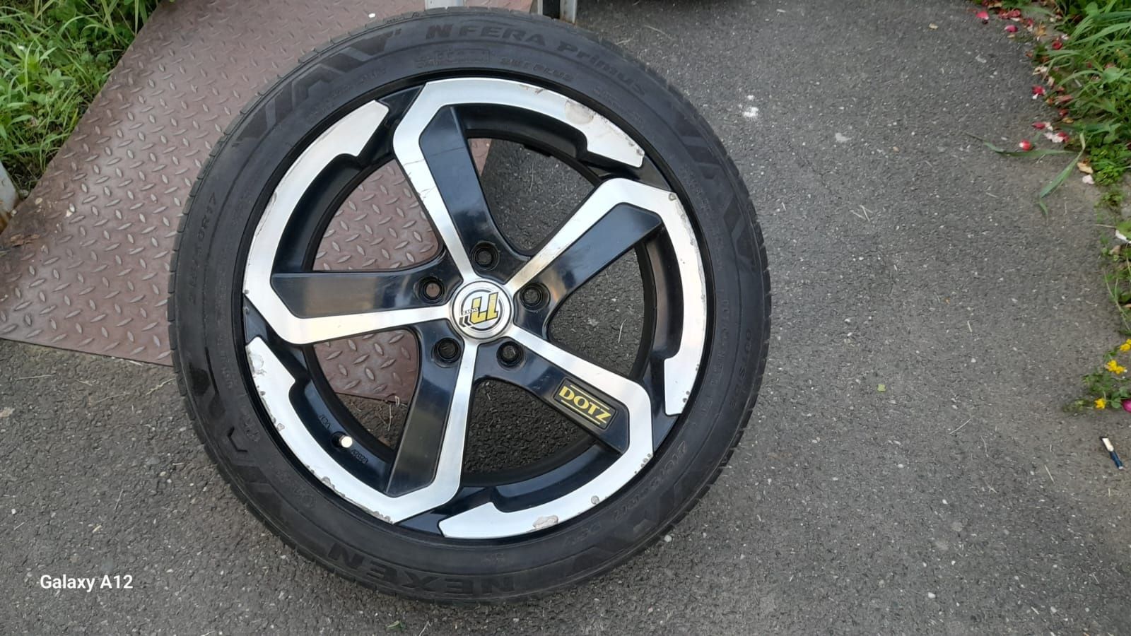 Dotz Hanzo 17" 5x114.3 8J cu 6 anvelope 215/50 R17