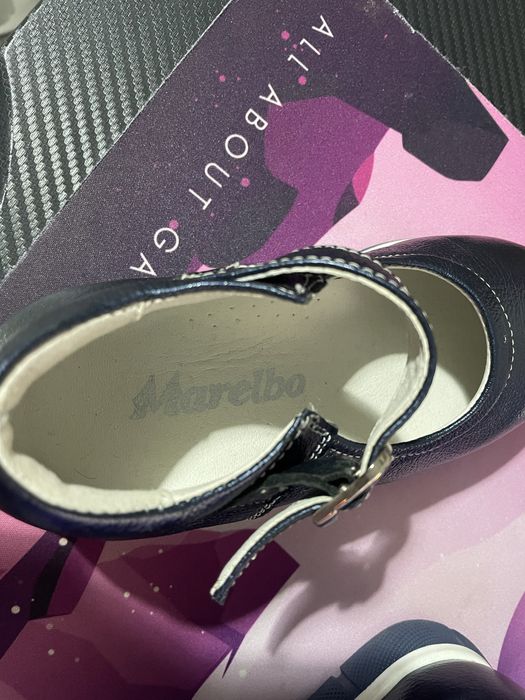 Vând papuci marelbo mărime 27