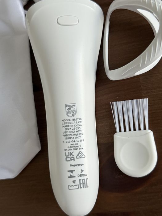 Epilator umed și uscat Philips BRE710/00