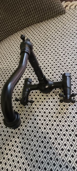 Винтидж смесител ( батерия ) нова е. Не е използвана.