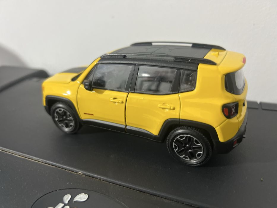 Macheta Jeep Renegate 1/24