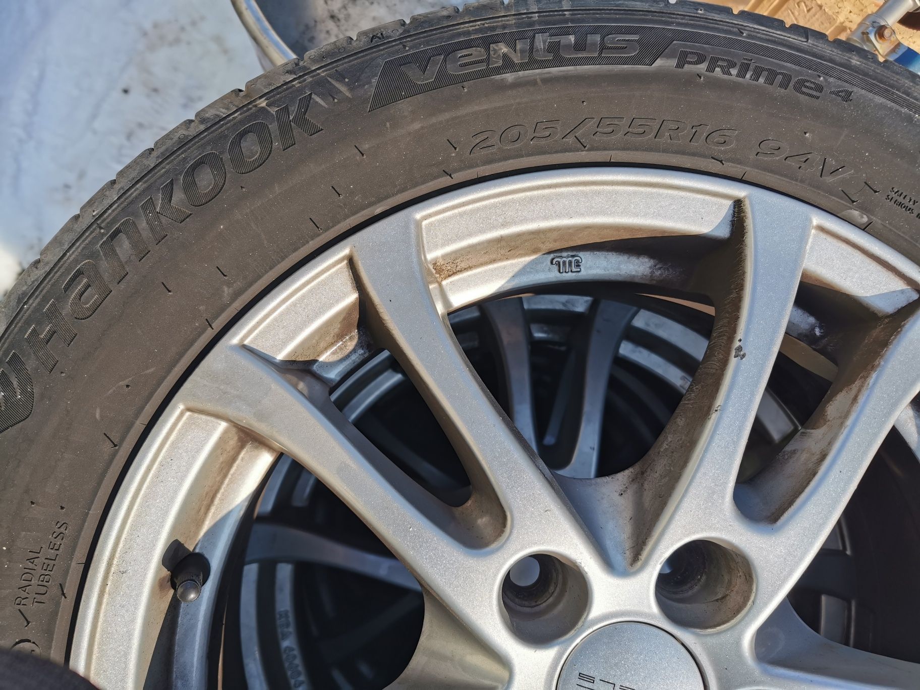 Vând Jante 5x112 cu  Anvelope vara 205 55 R16